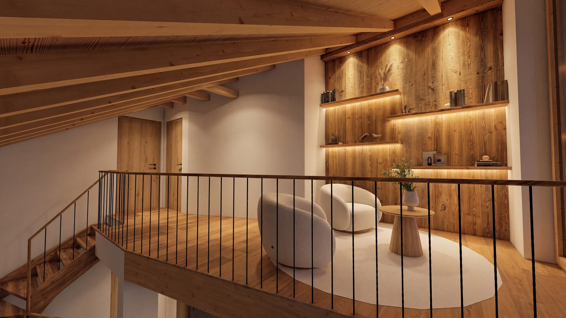 Gemütliche Lounge mit Sesseln, Holzbalken und beleuchteten Wandregalen